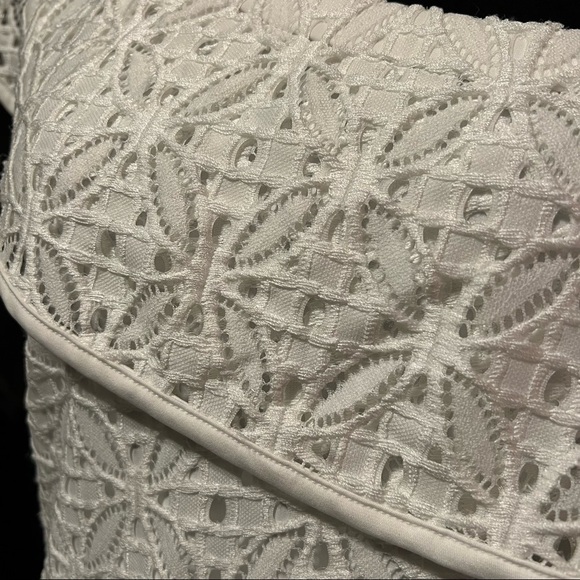 One shoulder White Lace Overlay Blouse by 7th Avenue Design Studio size M - Picture 4 of 7